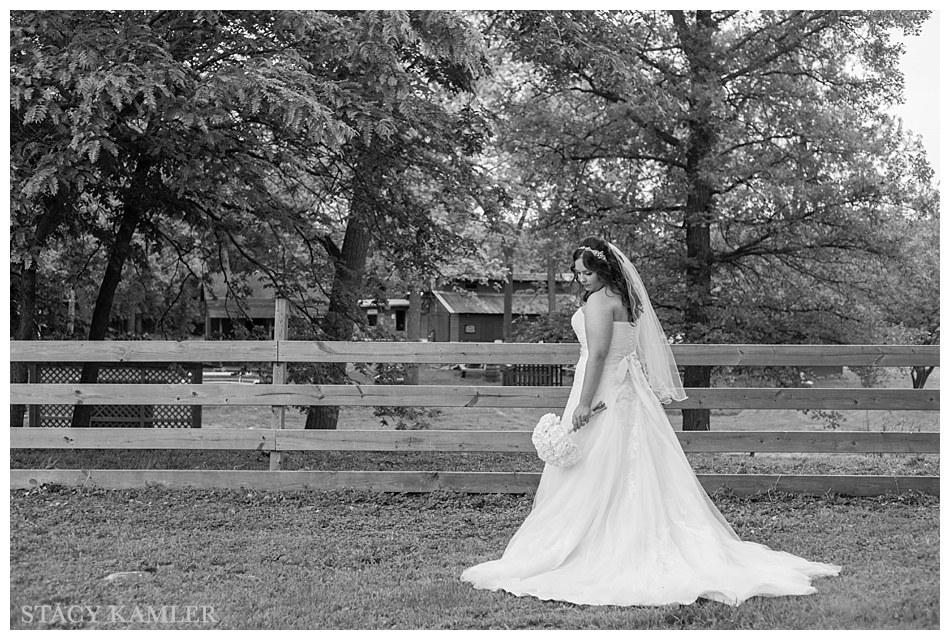 Nebraska wedding photographer. Nebraska bride