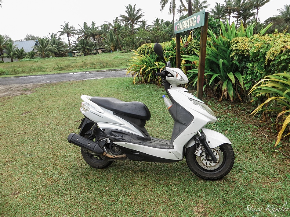 Scooters on the Cook Islands