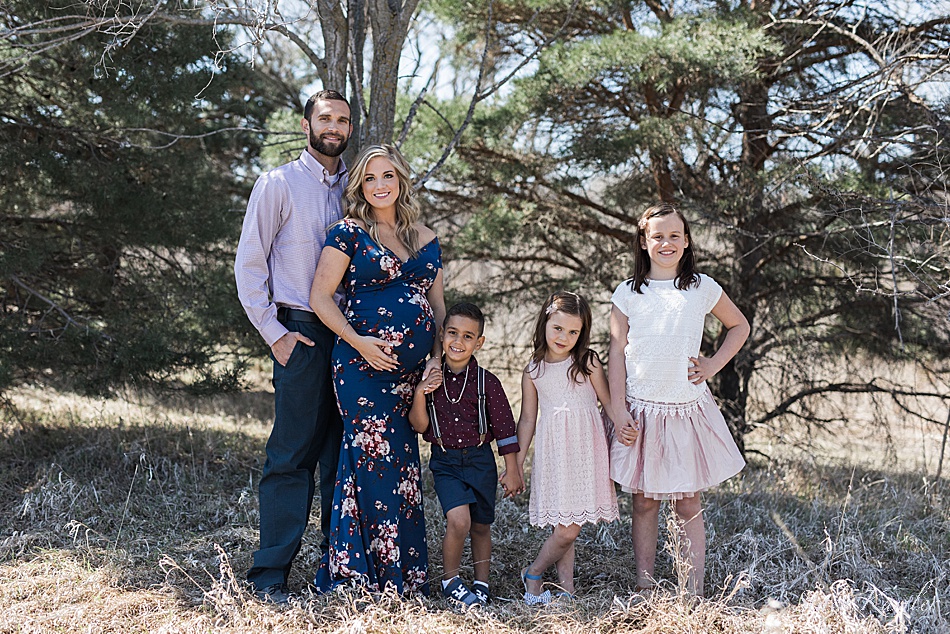 Outdoor family maternity session, Lincoln NE